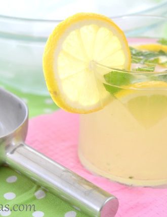 Mint Muddled Lemonade