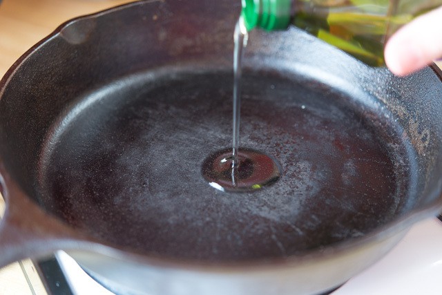 Adding Cooking Oil Fat to Cast Iron Skillet