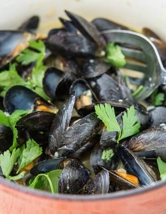 Coconut Green Curry Mussels