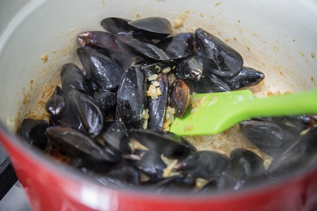 Curry Mussels - Cooking in Aromatics in Dutch Oven