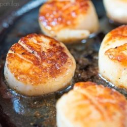 Pan Seared Scallops In Cast Iron Skillet
