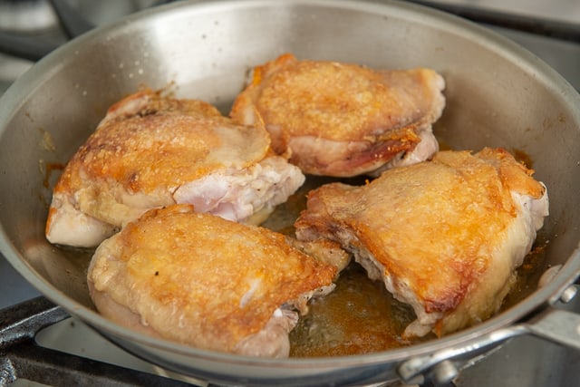 Browned Chicken Thighs With Crispy Skin