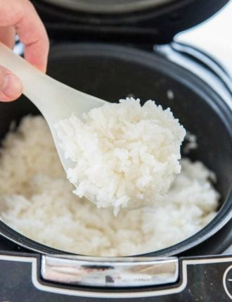How to Make Sushi Rice in a Rice Cooker