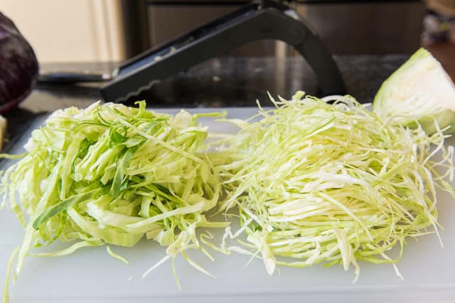Shredded Cabbage - Side by Side Mandolin vs Hand Cut