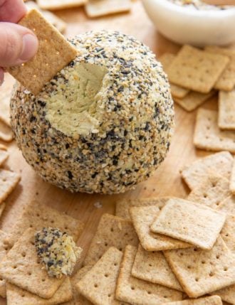 Everything Bagel Cheese Ball