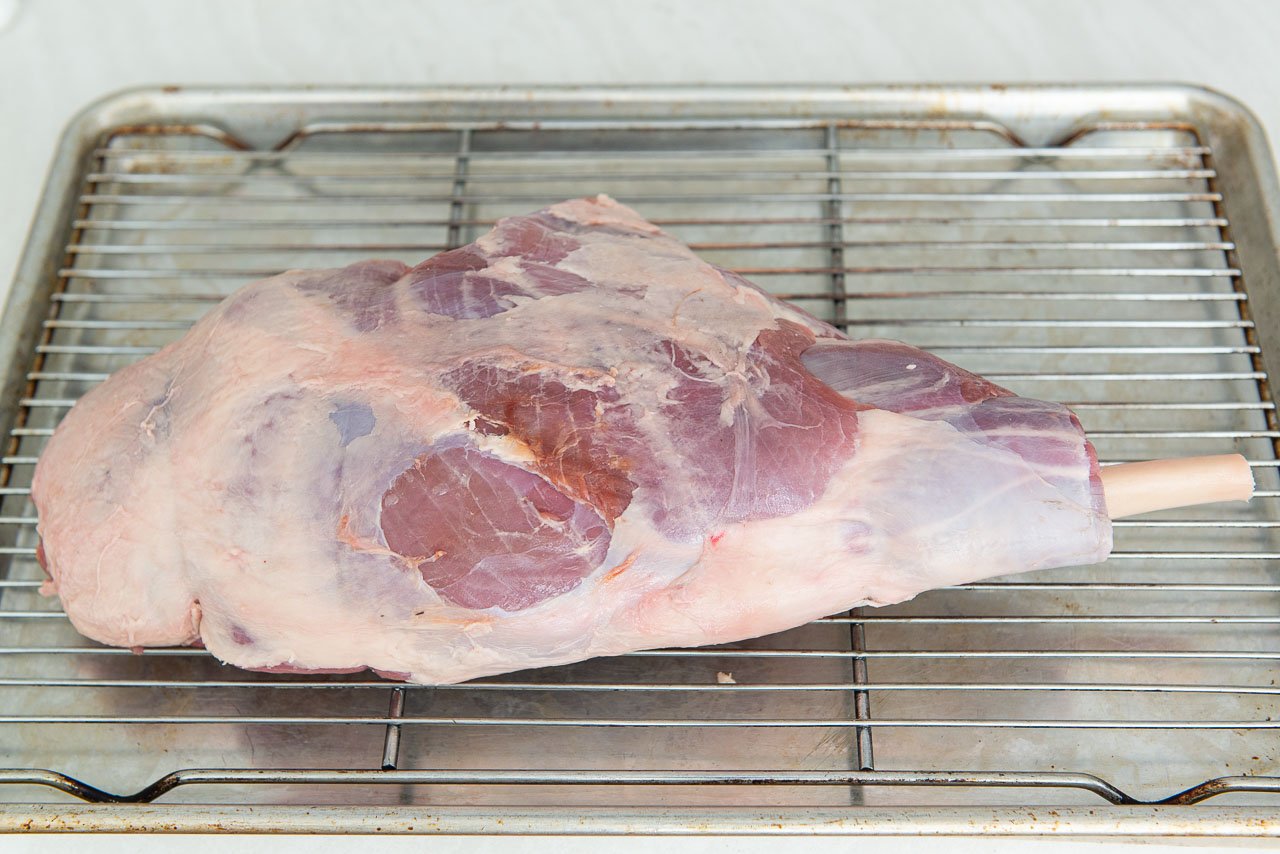 How to French a Leg of Lamb a Quick Visual Guide
