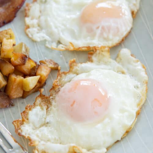 https://www.fifteenspatulas.com/wp-content/uploads/2023/06/Basted-Eggs-Fifteen-Spatulas-1-500x500.jpg